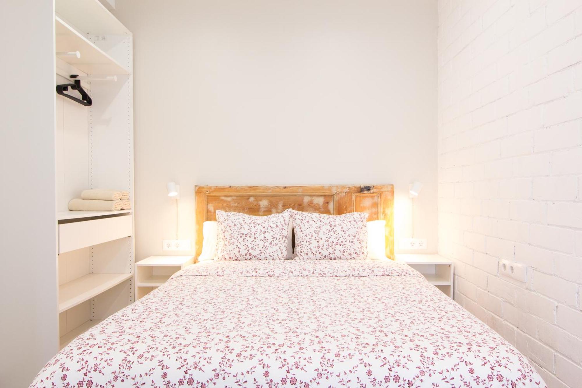 Novus Homes Barcelona Santa Eulalia L'Hospitalet de Llobregat Extérieur photo