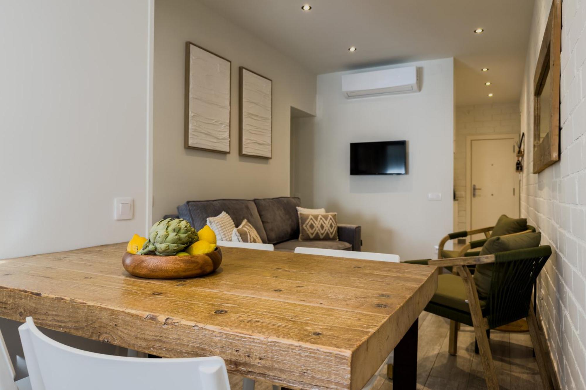 Novus Homes Barcelona Santa Eulalia L'Hospitalet de Llobregat Extérieur photo