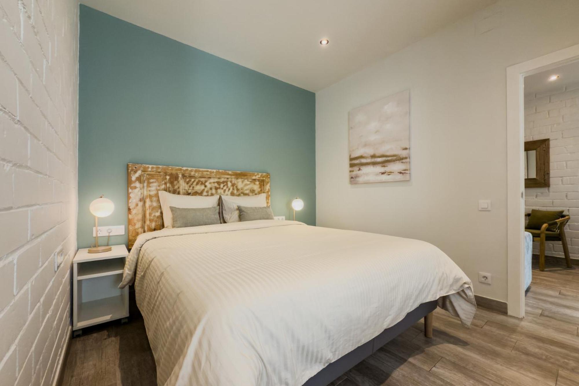 Novus Homes Barcelona Santa Eulalia L'Hospitalet de Llobregat Extérieur photo