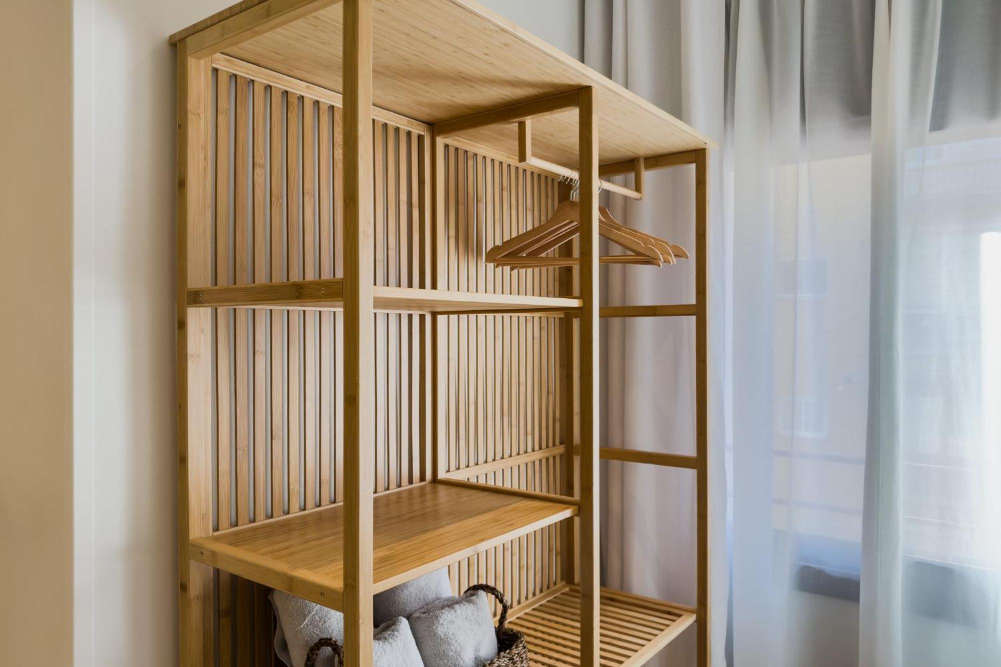 Novus Homes Barcelona Santa Eulalia L'Hospitalet de Llobregat Extérieur photo