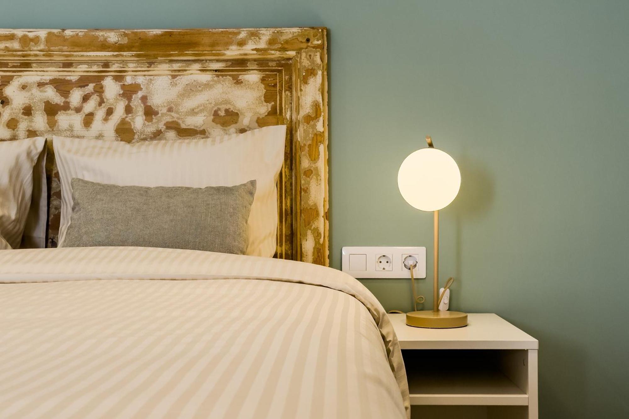 Novus Homes Barcelona Santa Eulalia L'Hospitalet de Llobregat Extérieur photo