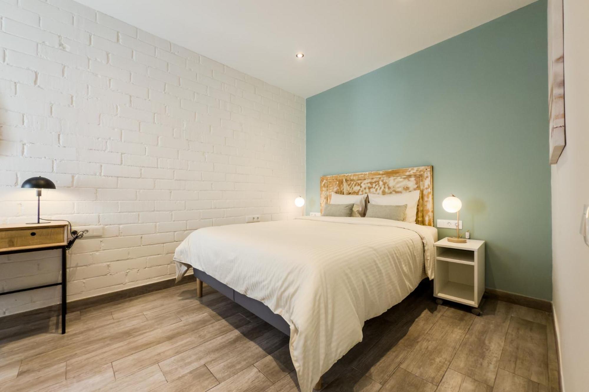 Novus Homes Barcelona Santa Eulalia L'Hospitalet de Llobregat Extérieur photo